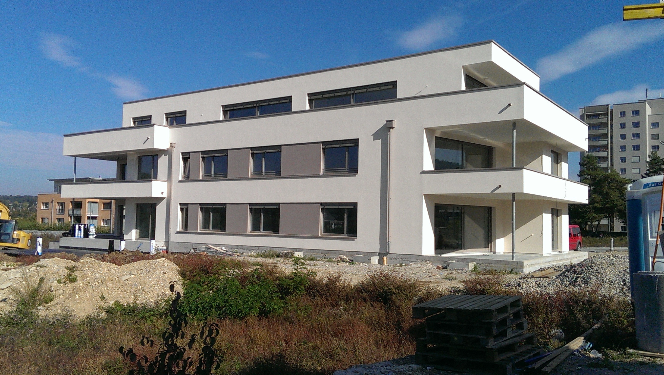 5 Parteien Mehrfamilienhaus in Ettingen AVERUM Immobilien